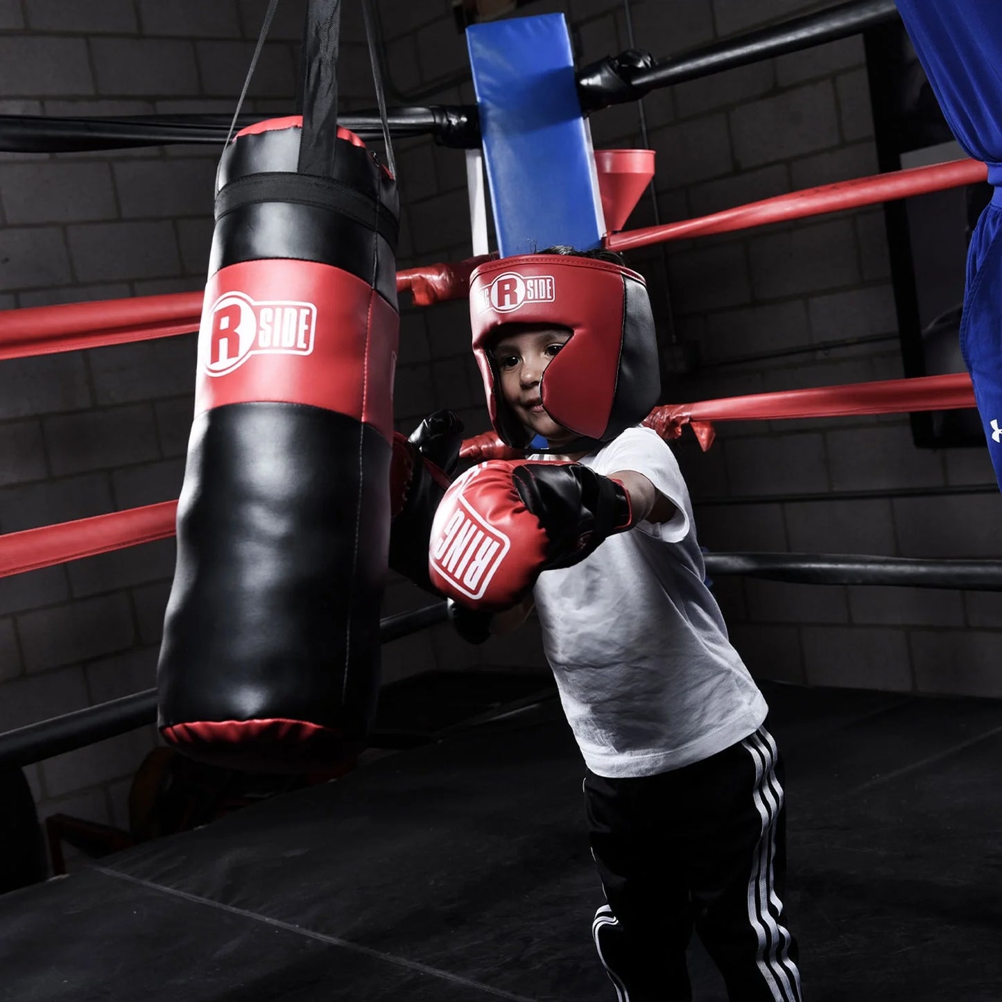 Unleash Your Child's Inner Champion with Our Kids Boxing Set - Mini Heavy Bag, Gloves & Headgear in Sleek Black! 🥊✨